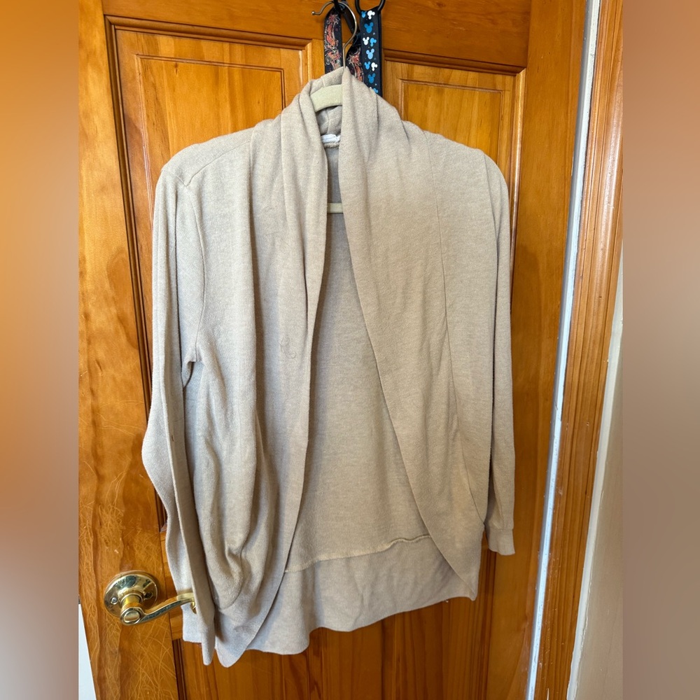 SWS Basic Cream Cardigan Size Large